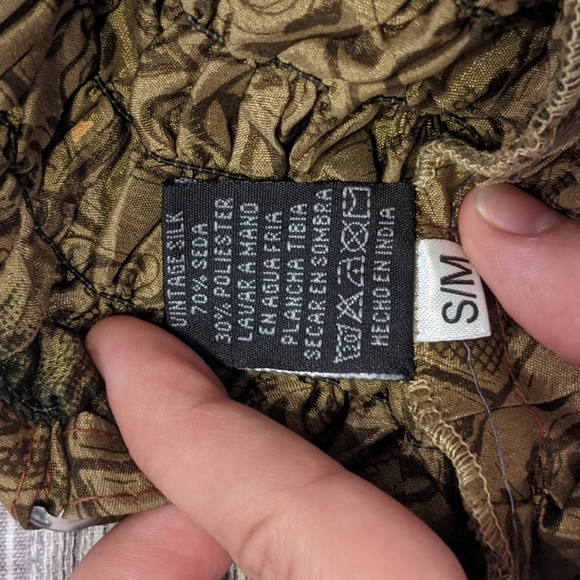 Silk dress made in India - Picture 5 of 5